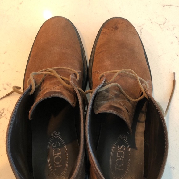 Chukka boots
